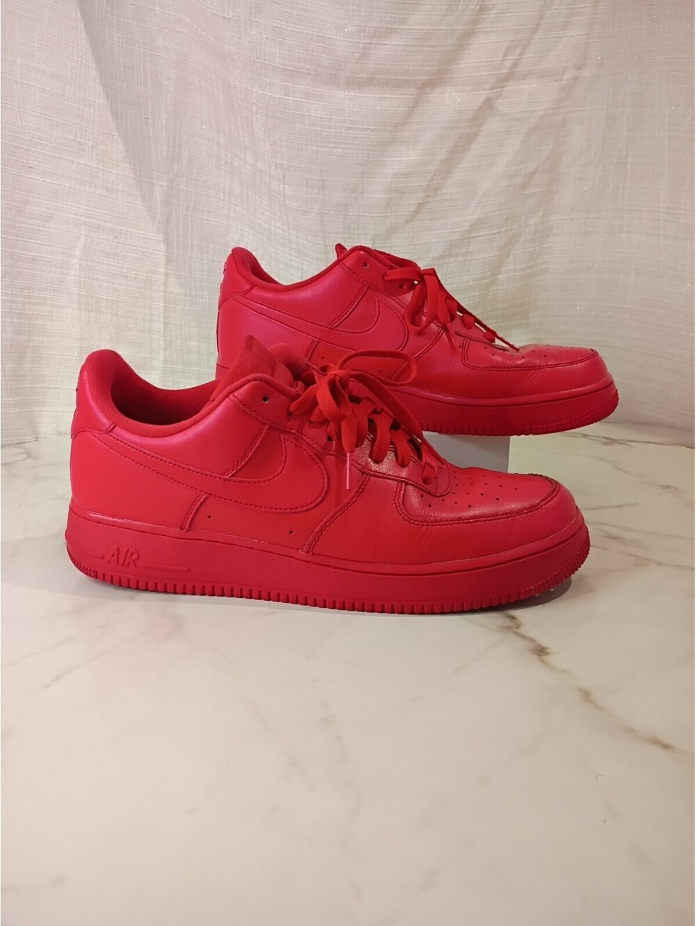 Size 11 - Nike Air Force 1 Low Triple Red used